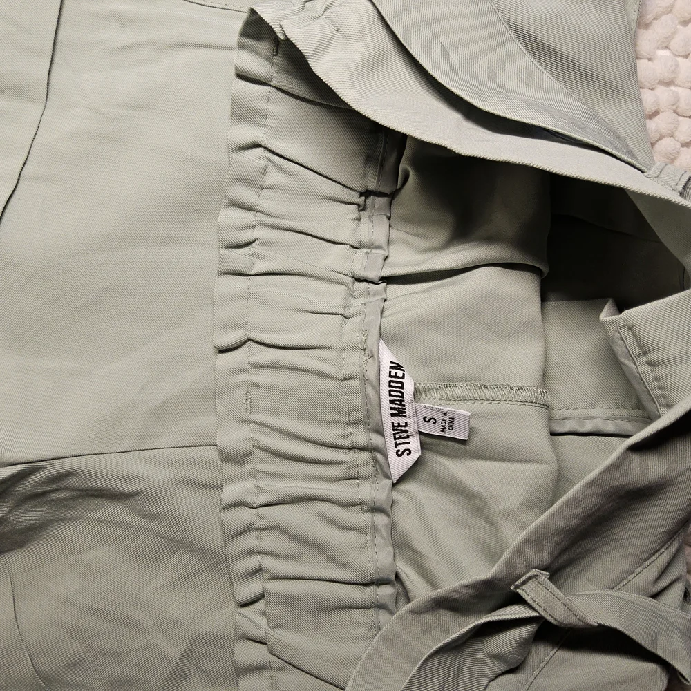 1 NWOT Size Small Women's Sage Green Shorts by Steve Madden